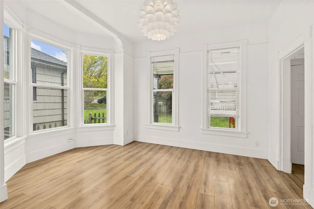409 S 30th Street Tacoma WA 98402
