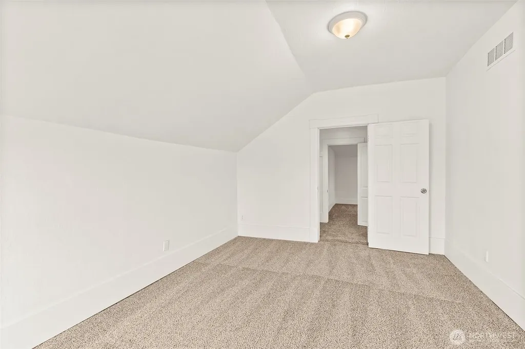 409 S 30th Street Tacoma WA 98402