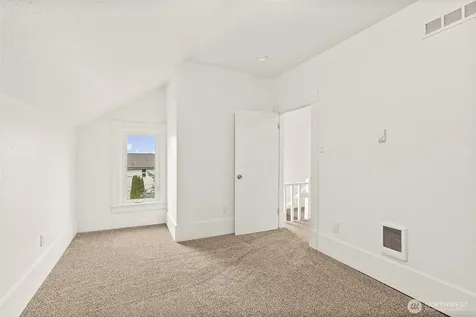 409 S 30th Street Tacoma WA 98402