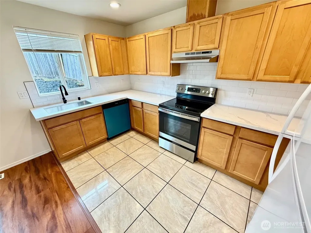11542 62nd Avenue S Seattle WA 98178