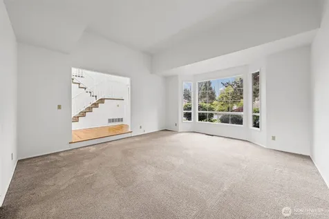 28813 14th Avenue S Federal Way WA 98003
