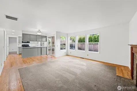 28813 14th Avenue S Federal Way WA 98003