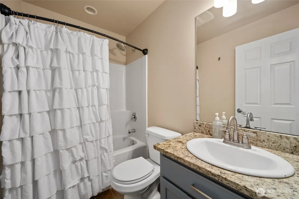 5383 Coastal Loop Blaine WA 98230