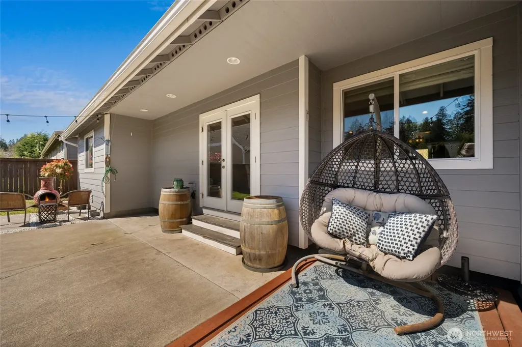 5383 Coastal Loop Blaine WA 98230