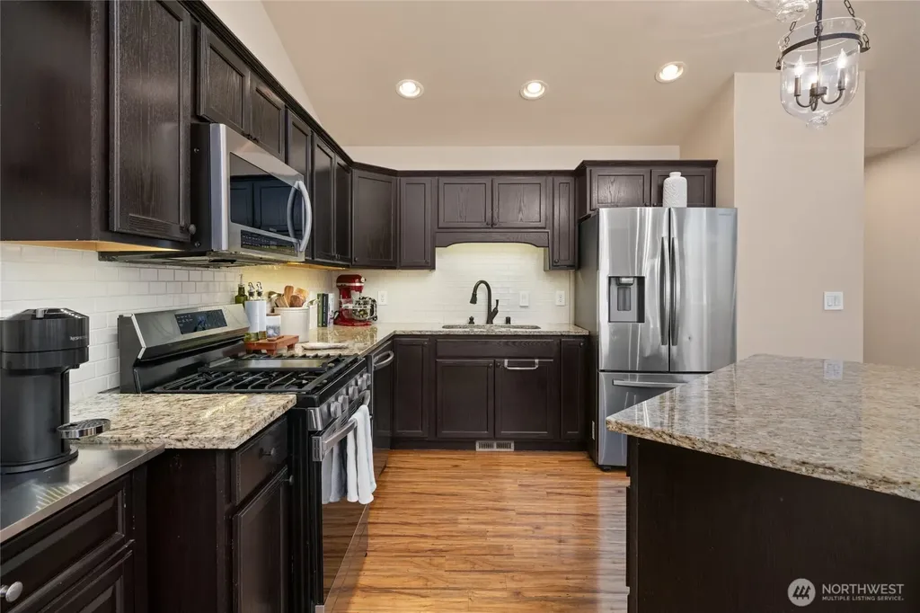5383 Coastal Loop Blaine WA 98230