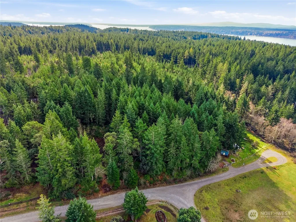 20906 7th St. SW Lakebay WA 98349