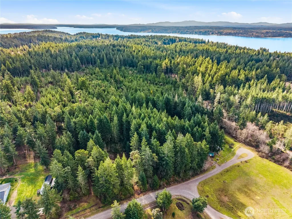 20906 7th St. SW Lakebay WA 98349