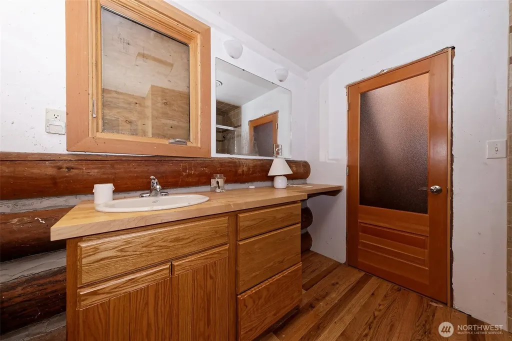 1755 Nellita Road NW Seabeck WA 98380