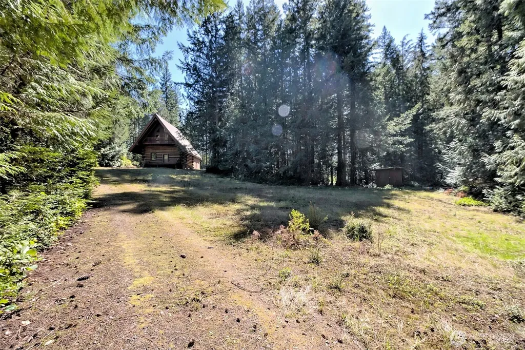 1755 Nellita Road NW Seabeck WA 98380