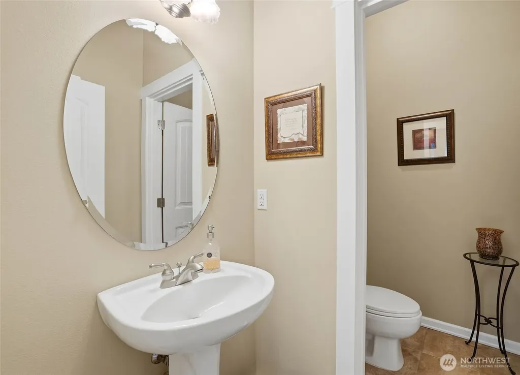 8808 82nd Lane SE Olympia WA 98513
