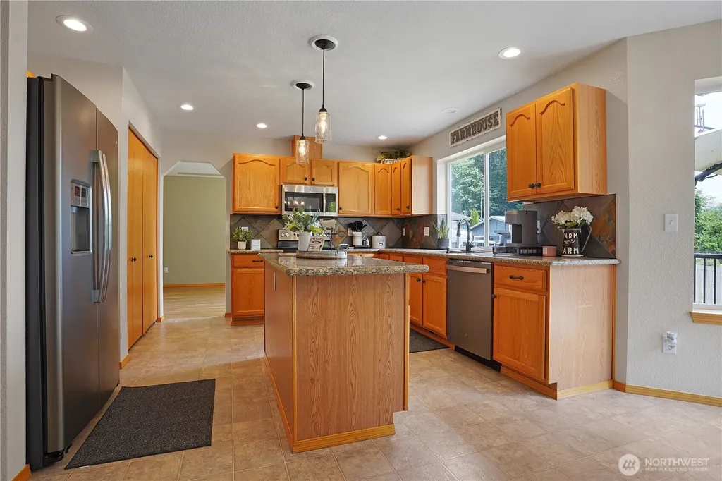 7028 Cavalier Street SW Olympia WA 98512