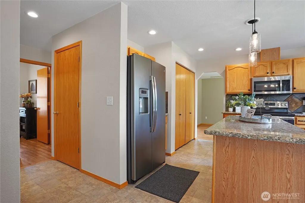 7028 Cavalier Street SW Olympia WA 98512