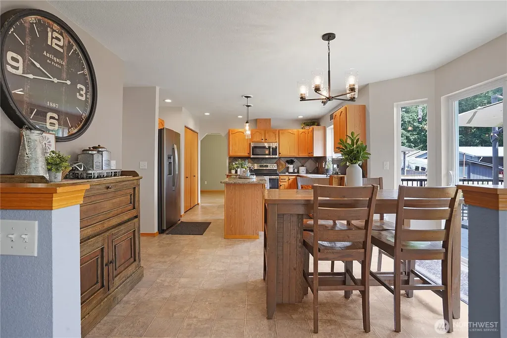 7028 Cavalier Street SW Olympia WA 98512