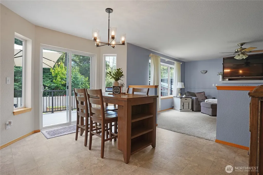 7028 Cavalier Street SW Olympia WA 98512