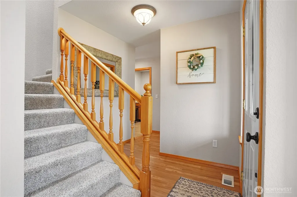 7028 Cavalier Street SW Olympia WA 98512