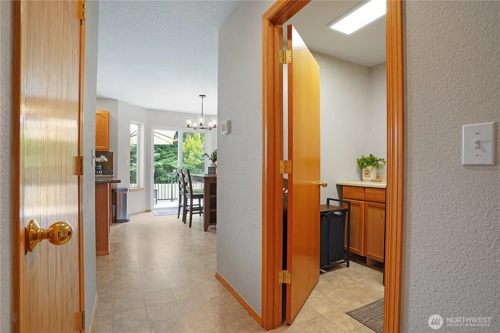 7028 Cavalier Street SW Olympia WA 98512