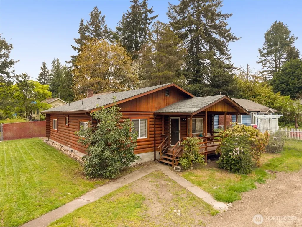 14508 6th Ave NE Shoreline WA 98155