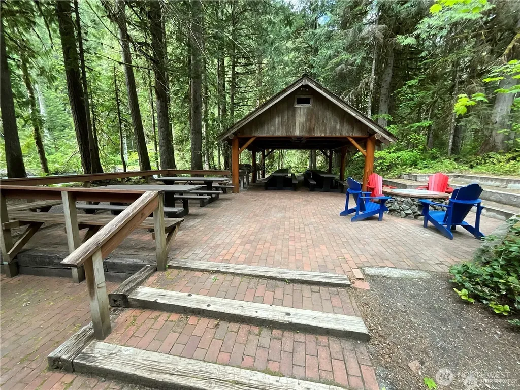 10500 Mt Baker Highway Deming WA 98244