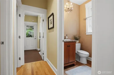 474 Glen Hollow Place SW Bainbridge Island WA 98110