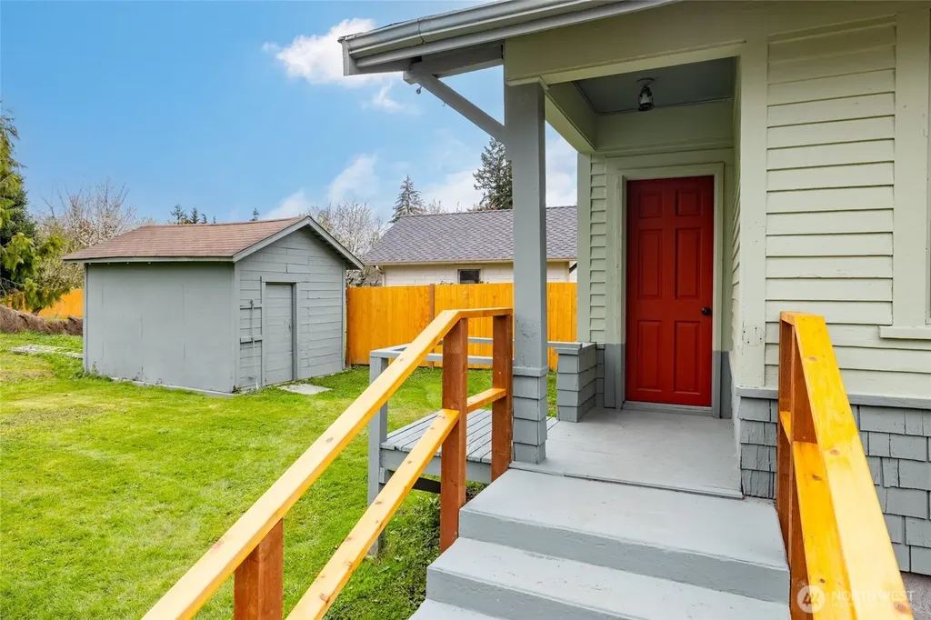 12372 Bartl Street Clear Lake WA 98235