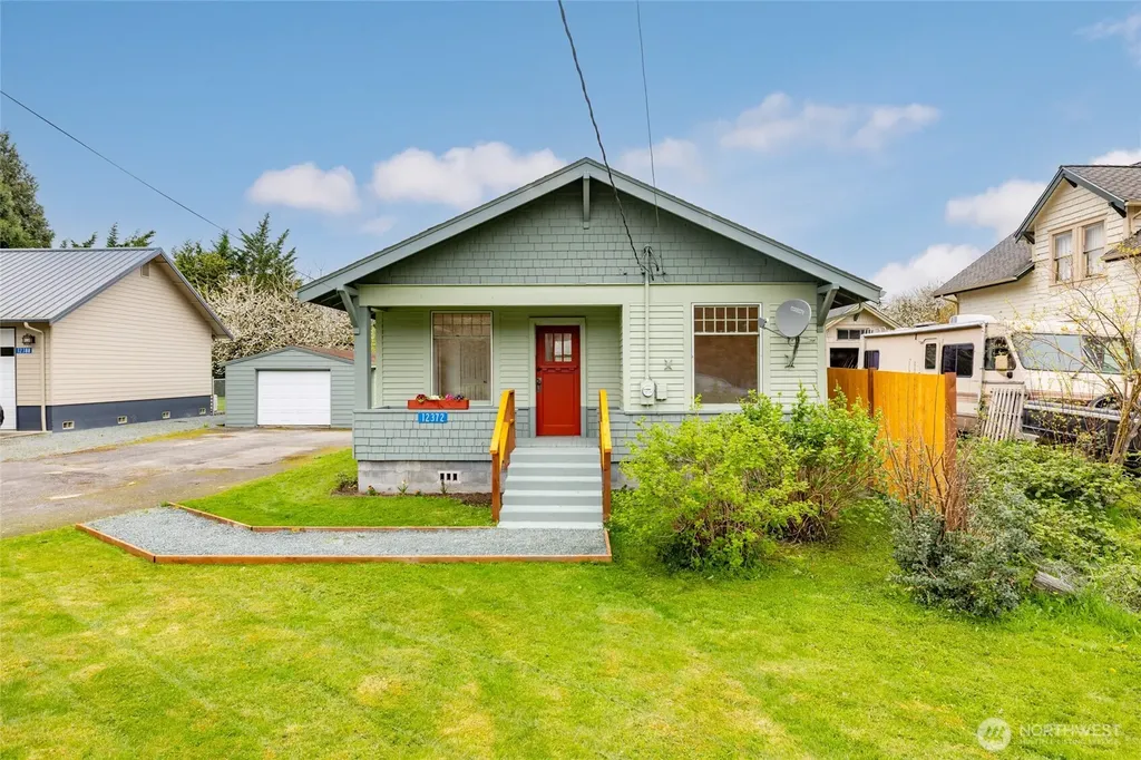 12372 Bartl Street Clear Lake WA 98235