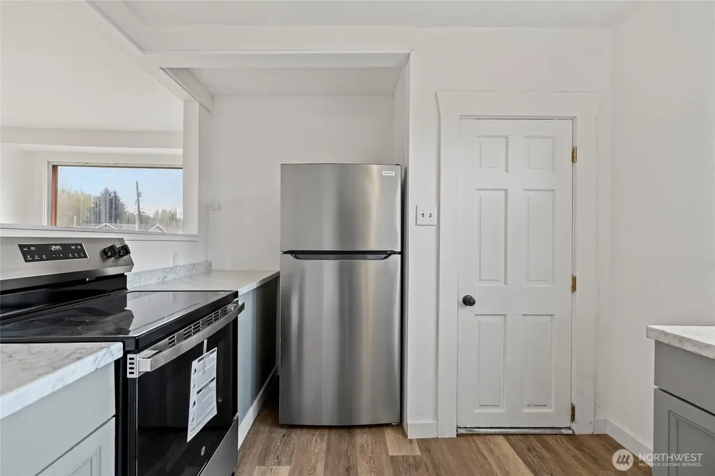 12372 Bartl Street Clear Lake WA 98235