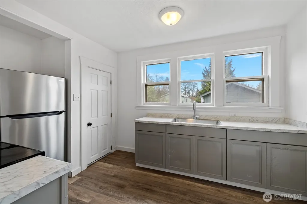 12372 Bartl Street Clear Lake WA 98235