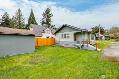 12372 Bartl Street Clear Lake WA 98235