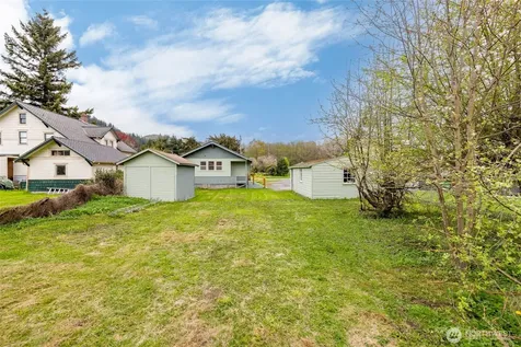 12372 Bartl Street Clear Lake WA 98235