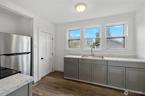12372 Bartl Street Clear Lake WA 98235