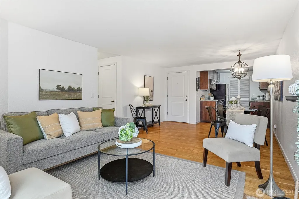 3045 20th Avenue W Seattle WA 98199