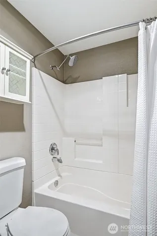 3045 20th Avenue W Seattle WA 98199