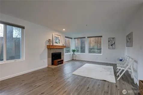26335 116th Avenue NE Kent WA 98030