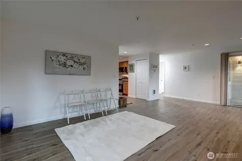 26335 116th Avenue NE Kent WA 98030