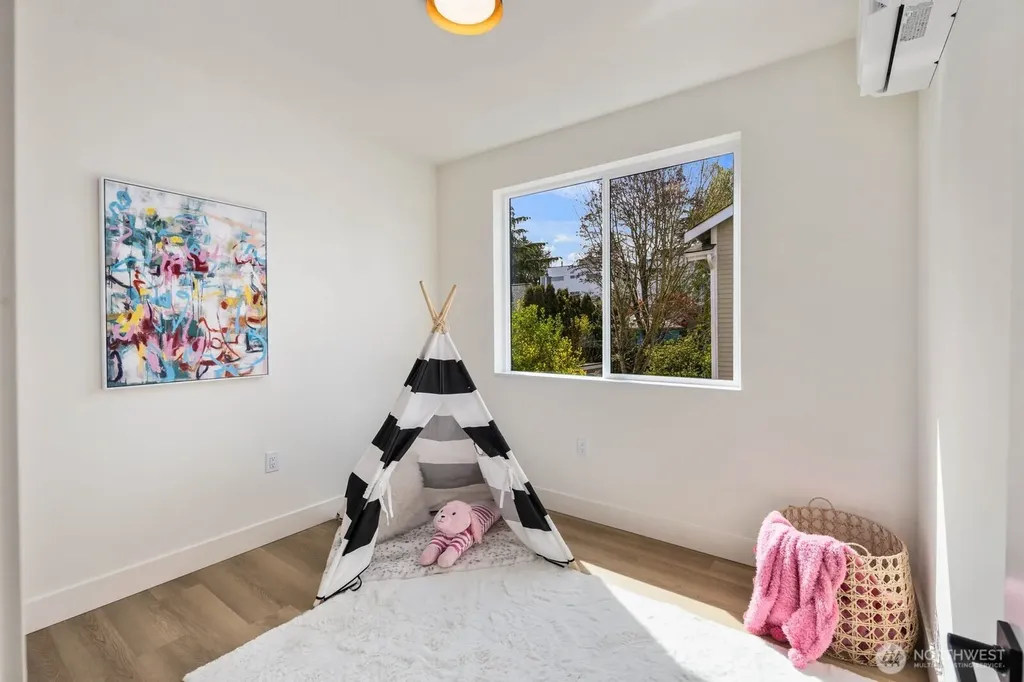 931 N 87th Street Seattle WA 98103