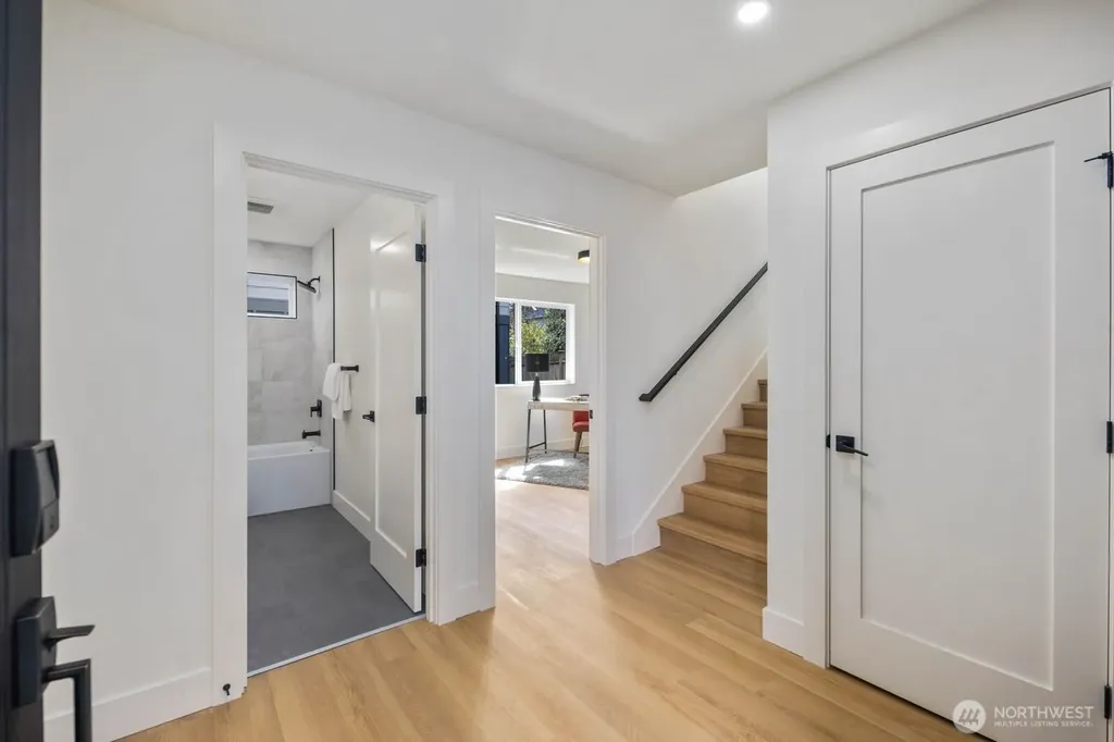 931 N 87th Street Seattle WA 98103