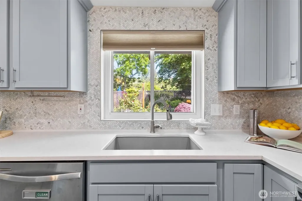 914 S 28th Street Mount Vernon WA 98274