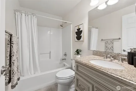 914 S 28th Street Mount Vernon WA 98274