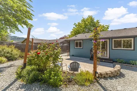 914 S 28th Street Mount Vernon WA 98274