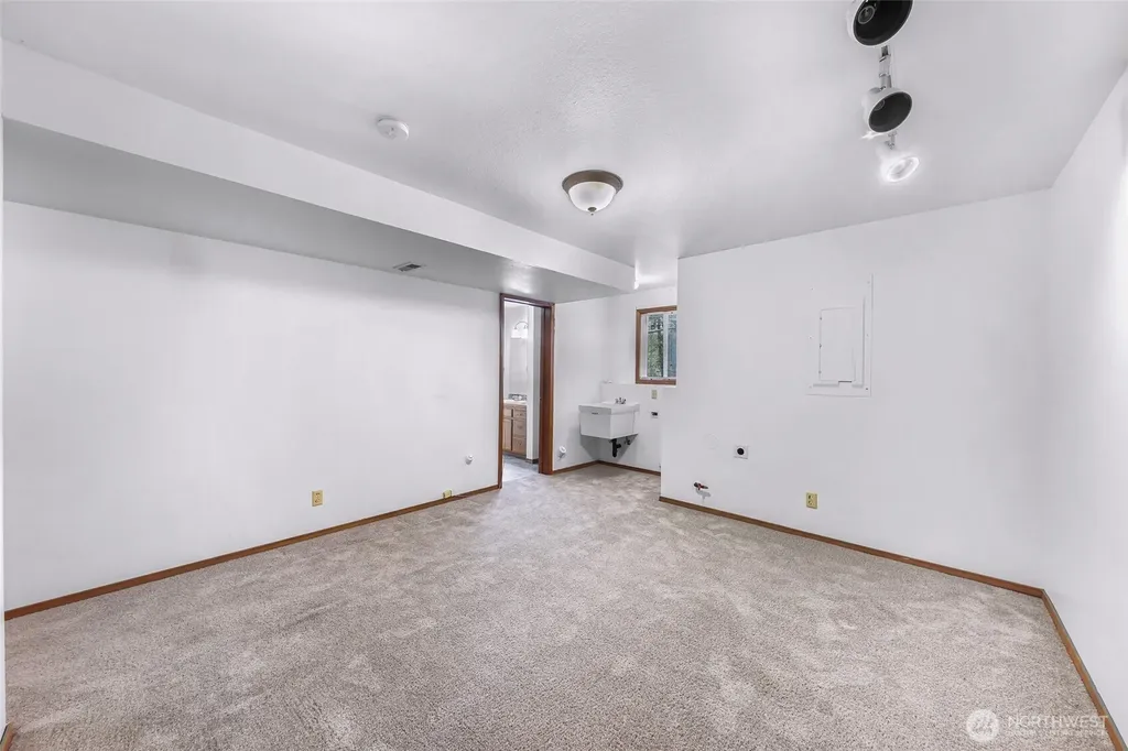 1356 Welling Road Bellingham WA 98226