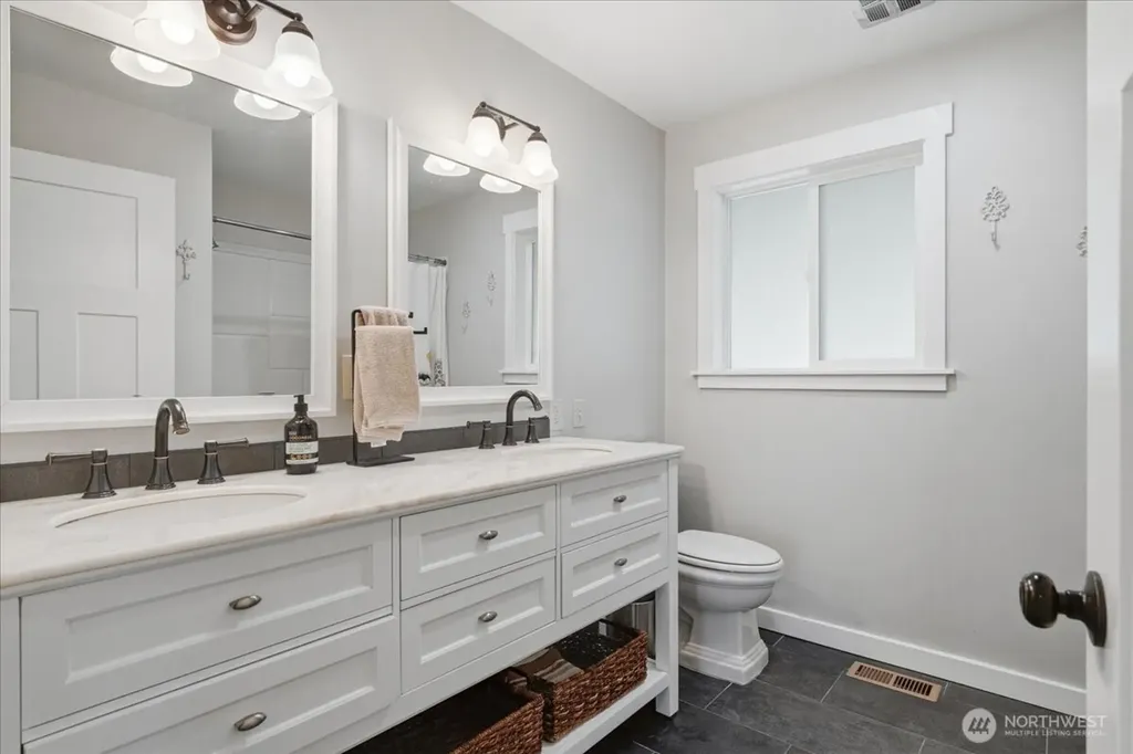 104 Mirage Lane Chelan WA 98816