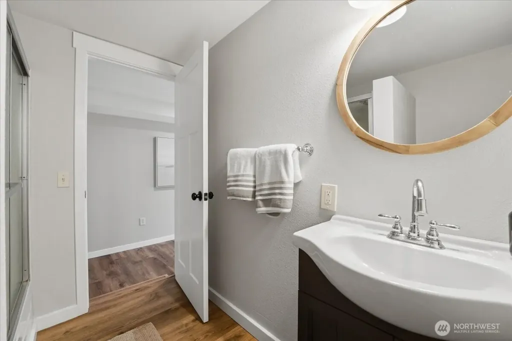 104 Mirage Lane Chelan WA 98816