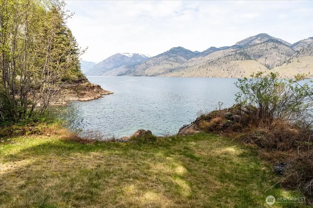 104 Mirage Lane Chelan WA 98816