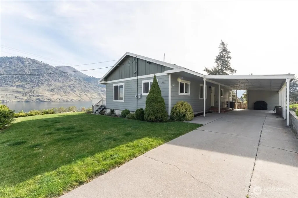 104 Mirage Lane Chelan WA 98816