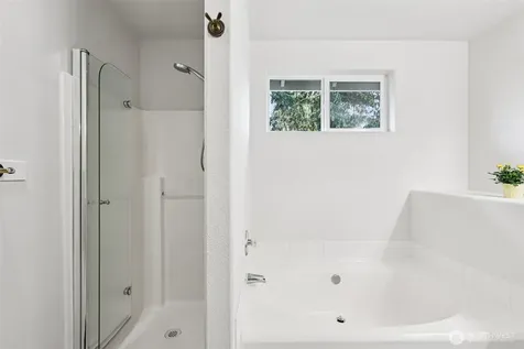 3206 96th Pl SE Everett WA 98208