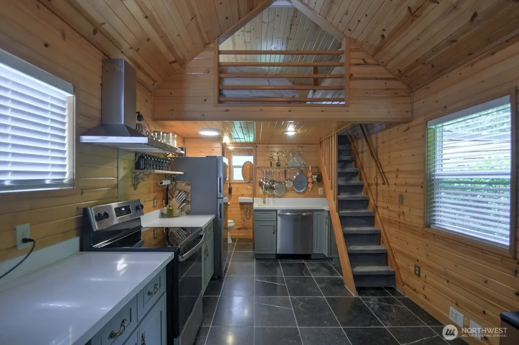 1546 Reservation Road SE Olympia WA 98513