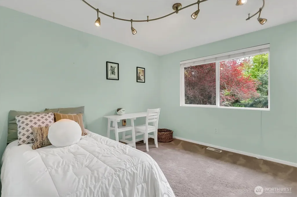 2212 186th Avenue NE Redmond WA 98052