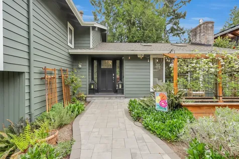 2212 186th Avenue NE Redmond WA 98052