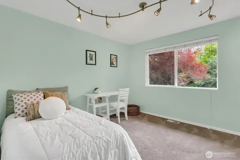2212 186th Avenue NE Redmond WA 98052