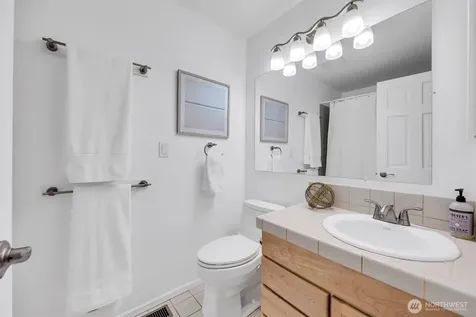 2212 186th Avenue NE Redmond WA 98052